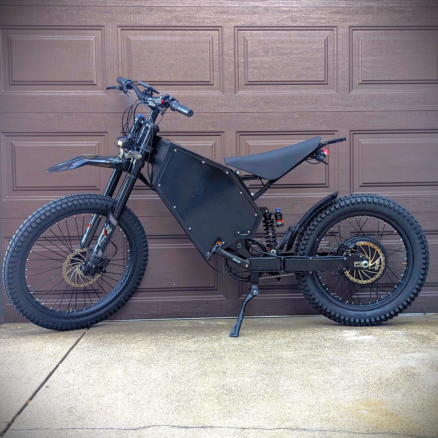 FRAME - NEW WIDE VERSION Stealth Enduro Complete Frame Kit
