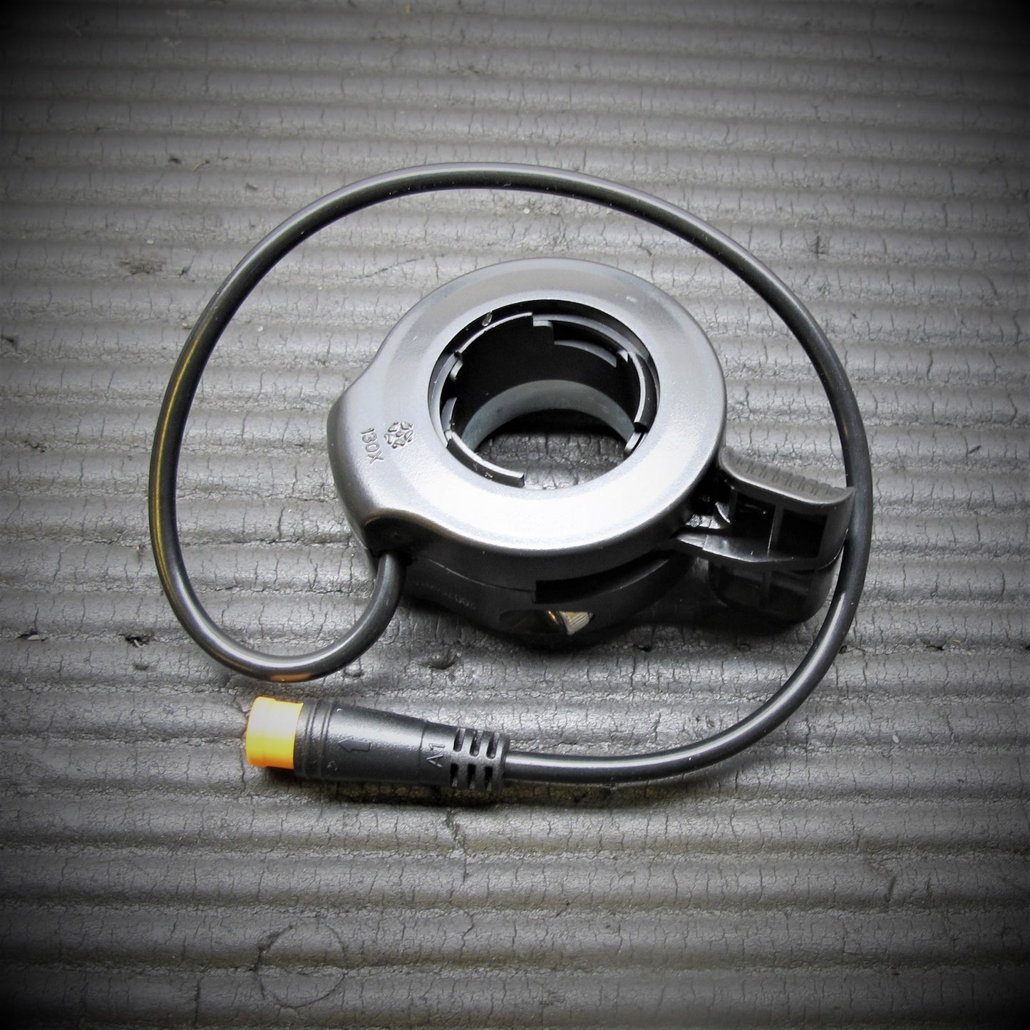 Accélérateur - Pouce - Connexion étanche - 3 fils