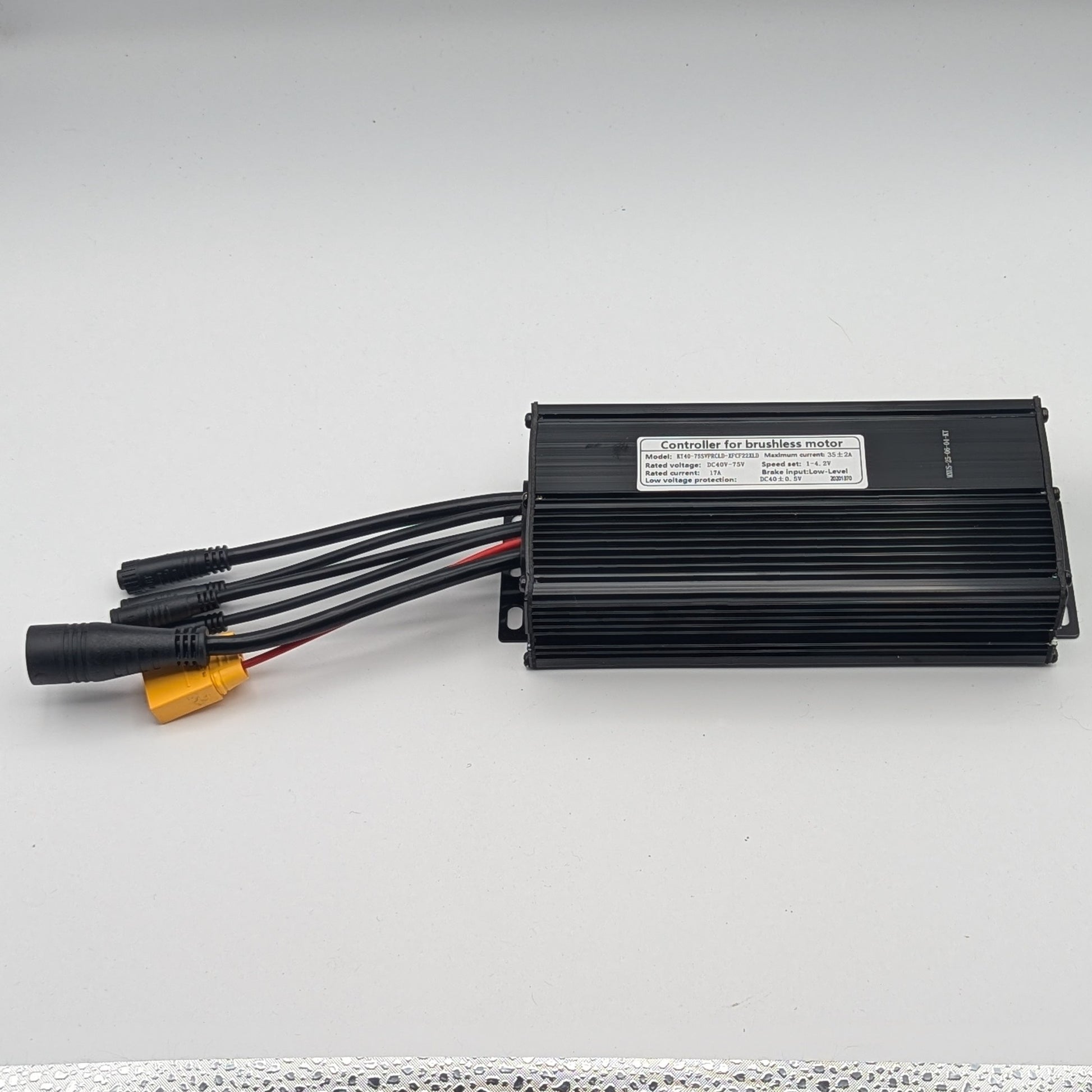 Ebike Controller Sensorloser bürstenloser Motorcontroller KT-35A 36V/48V 1000-1500W Ebike Controller Sensorloser bürstenloser Motorcontroller KT-35A 36V/48V 1000-1500W