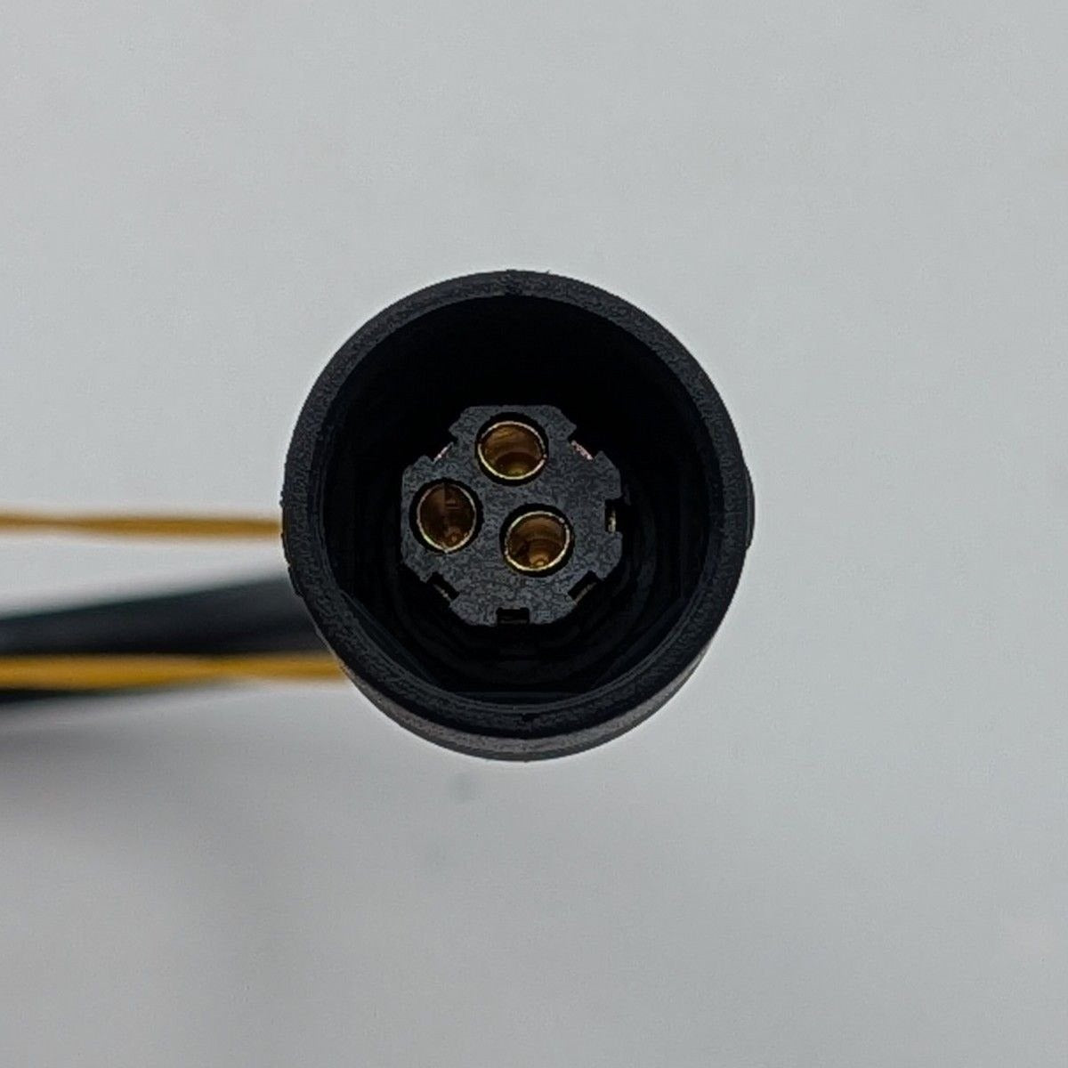 Z916 adapter cable - Z916A male connector end