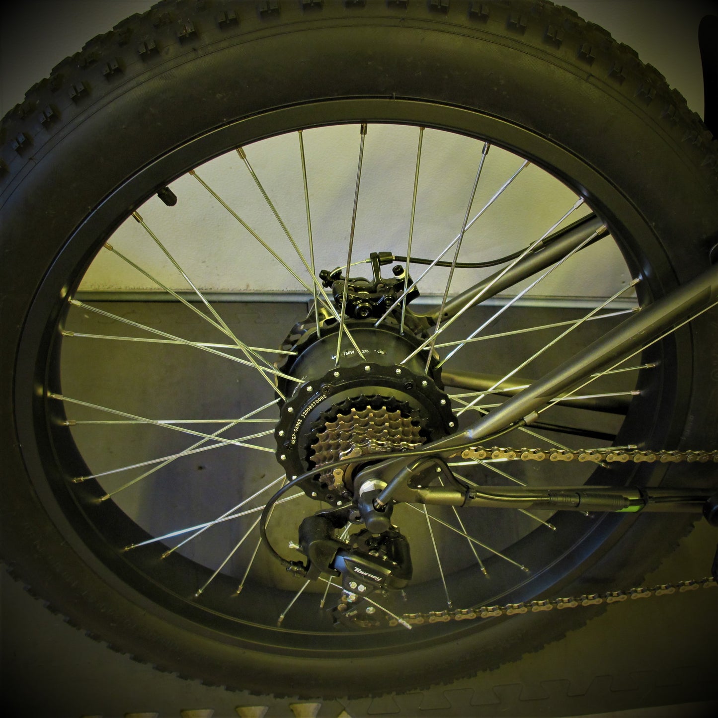 26’’ Rear Fat Wheel Electric Motor Kit  500W Geared Hub