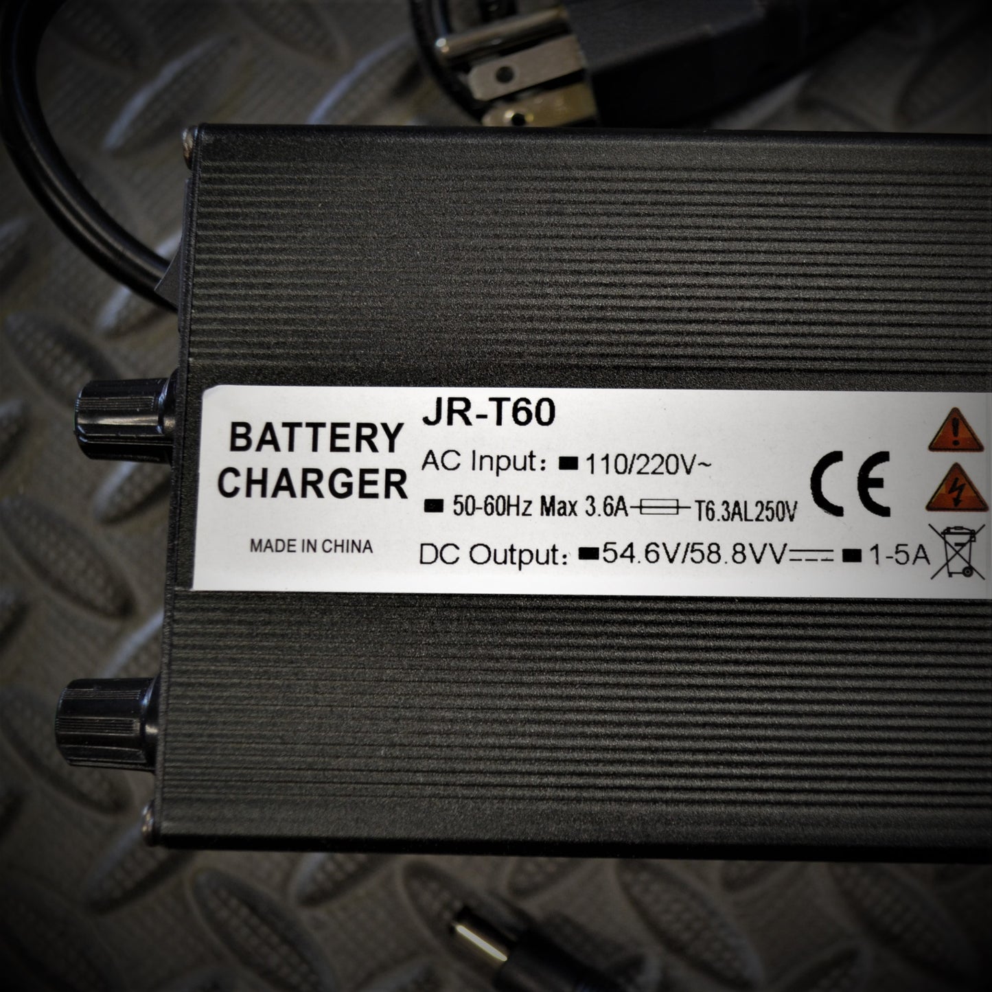 Smart Charger - 48/52V - Adjustable Current and Voltage