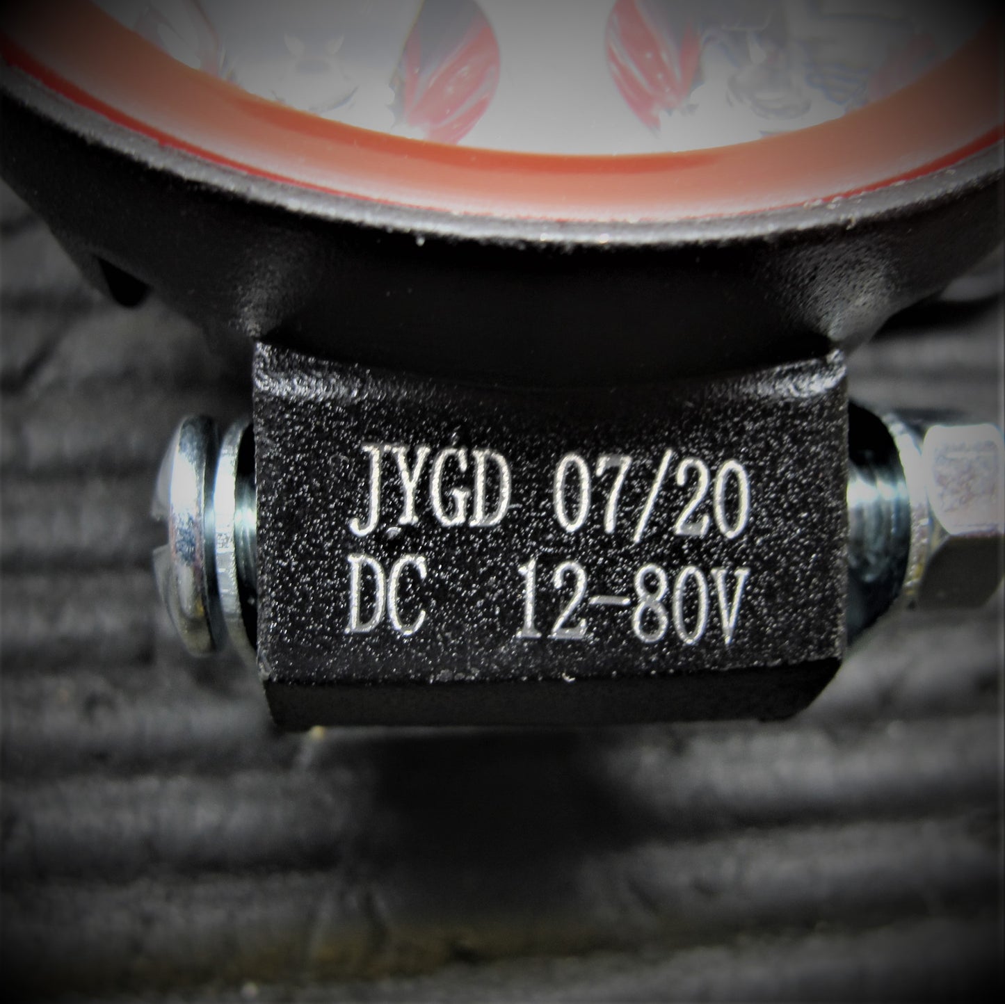 Phare 9 LED - Large Tension - Corps en Aluminium