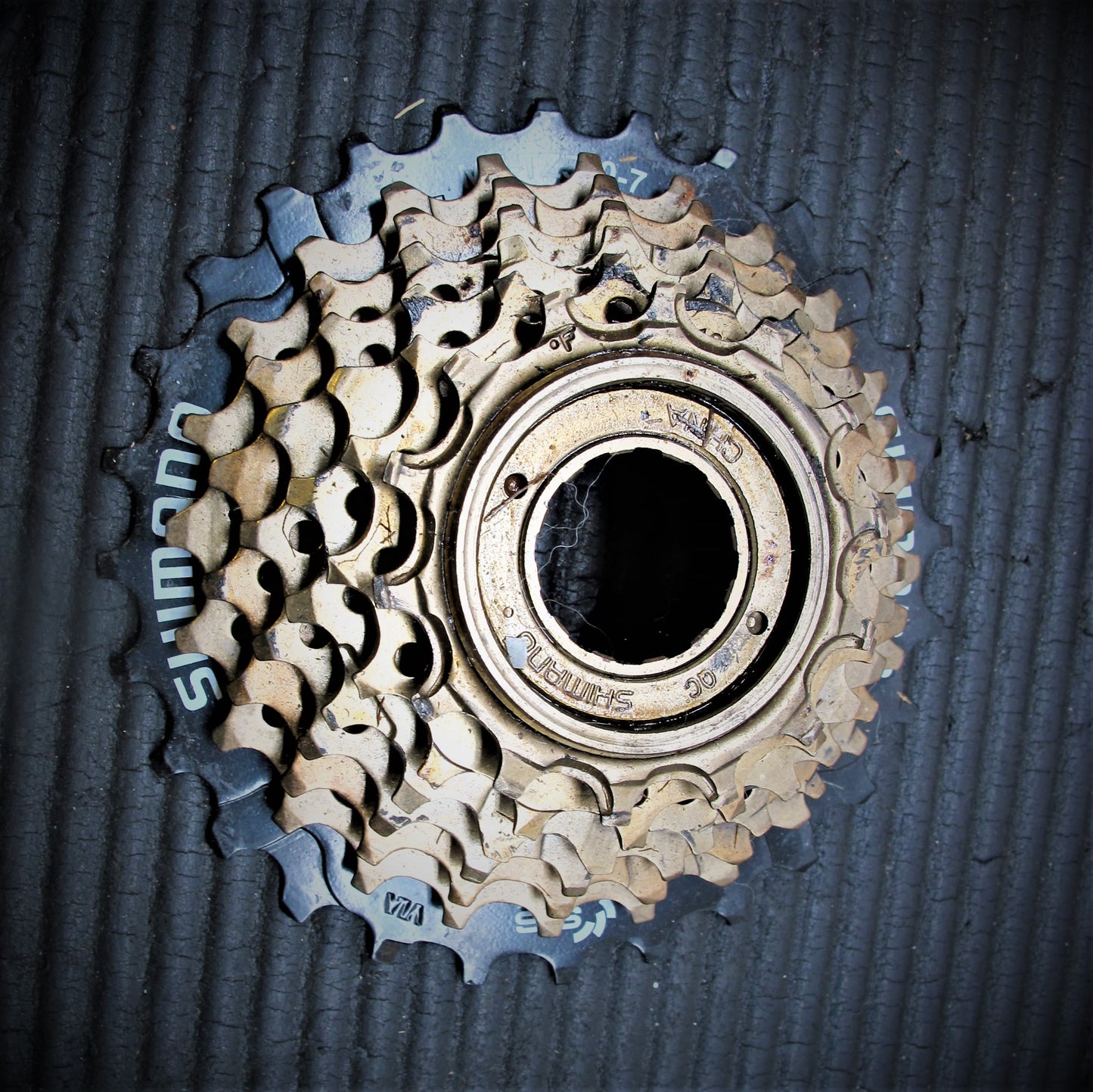 Roue libre - 7 vitesses - Shimano - Engrenage (fileté sur)